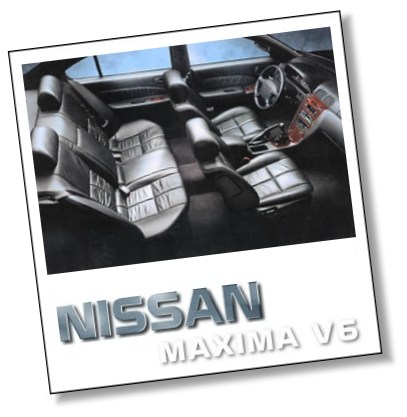 nissan-interieur foto schuin.jpg (34621 bytes)